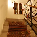 Ayaz Stone House 格雷梅