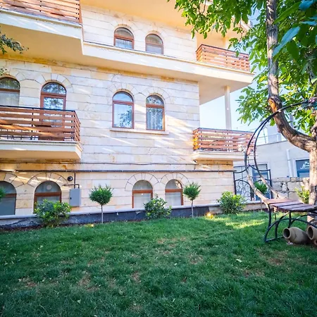 Ayaz Stone House Hotel *