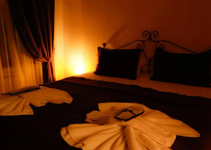 Ayaz Stone House Hotel *